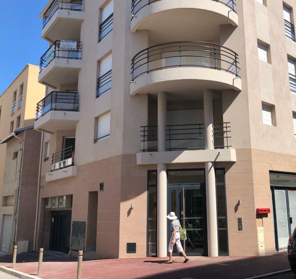 Appt Moderne Vieil Antibes 3 Piec Apartment Bagian luar foto